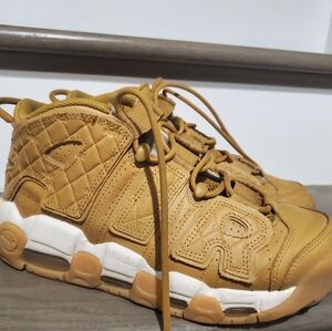 Nike Air More Uptempo size 8.5 teen